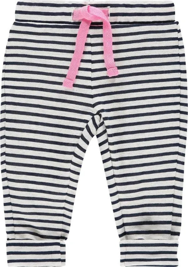 Broek_Charter_Oak_Marine