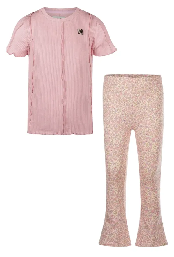Shirt_en_Flairbroek_Pink_10