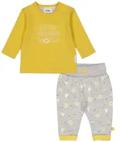 Egg_Cited_Shirt_Geel_en_Broek_Grijs_melee