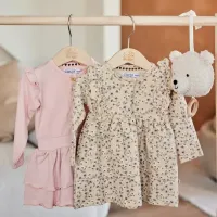 Jurk_Beige_met_bloemetjes__2