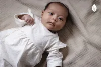 Jurk_Nella_Offwhite_met_hele_kleine_bloemprint_2