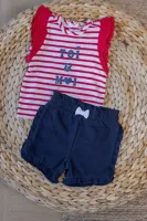 Pomme_D_Amour_Shirt_Rood_en_Short_Marine_4