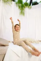 Pyjama_Puck_unisex_White_Swirl_1