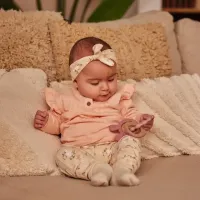 Shirt_Broek_en_Haarbandje_Licht_roze