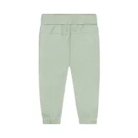 Shirt_Off_White_en_Joggingbroek_Soft_Sage_3