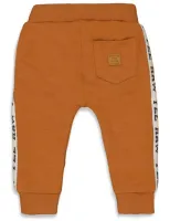 Shirt_Wils_One_en_Broek_Bruin_3