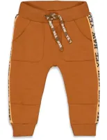 Shirt_Wils_One_en_Broek_Bruin_4