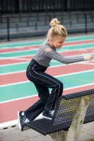 Shirt_en_Broek_Sporty_Black_Purple_3