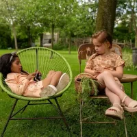 Sweater_met_borduursel_Peach