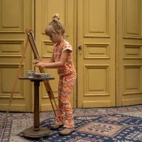 Sweater_met_borduursel_Peach_7