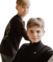 Sweater_met_ritsje_Balck_2