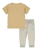T_shirt_Camel_en_Broek_Of_White_1