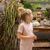 T_shirt_Smiling_Flowers_Pink_2