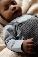 Tuinbroek_Luuk_gebreid_ribje_grijs