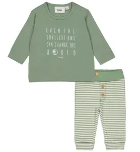 Welcome_To_Earth_Shirt_en_Broek_Green